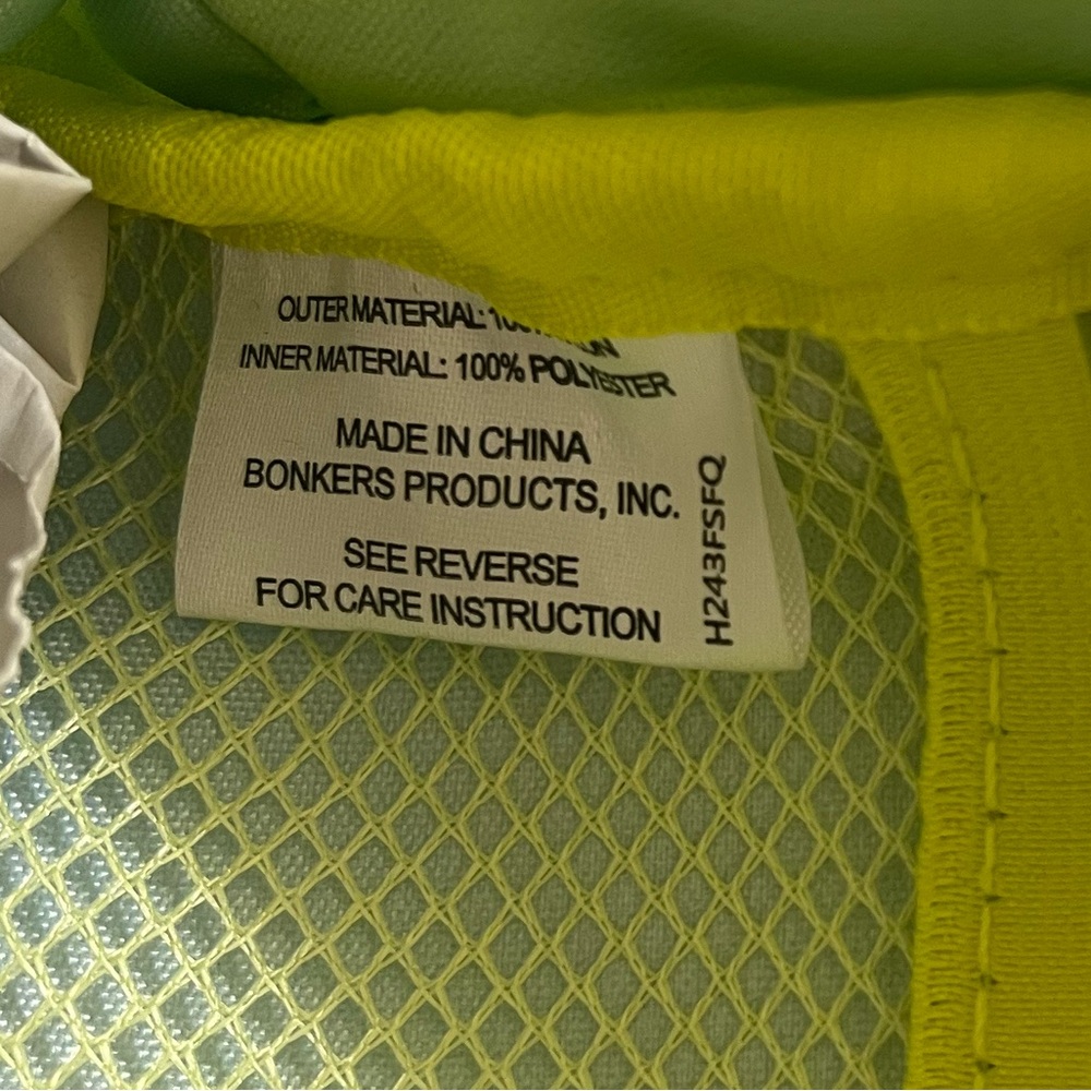 Blogilates Belt Bag Lime Green Crossbody Workout Bag Fanny Pack Adjustable NWT - Picture 13 of 15